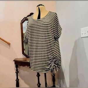 NWOT 2X Green Striped Sweater